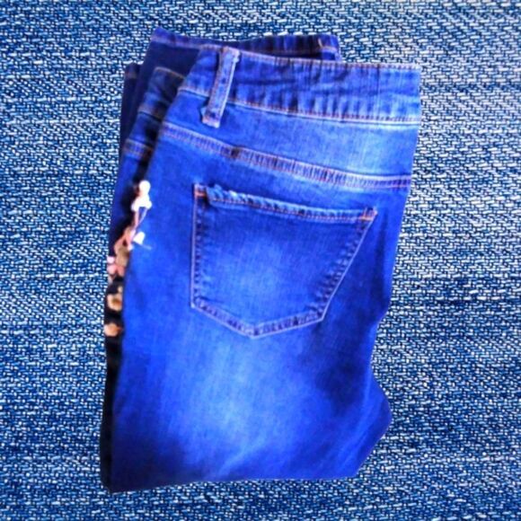 JEANS by TIME and TRU  EMBROIDERED Never Worn Wash JUNIORS Size 14 - Picture 10 of 11